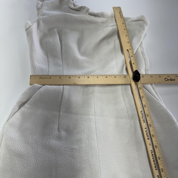 Black Halo Jumpsuit Womens 4 White Pravella One Shoulder Textured Flare Slit Leg - Picture 11 of 12